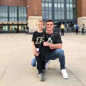 Meet your Posher, Marshall